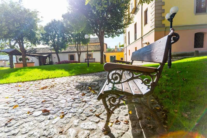 Hotel Corte Dei Tini Teramo Exteriér fotografie